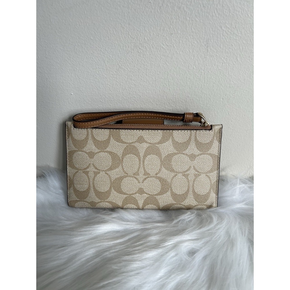 Coach Tech Phone Wallet Khaki Saddle Signature Canvas C2874 NWT - Picture 2 of 6